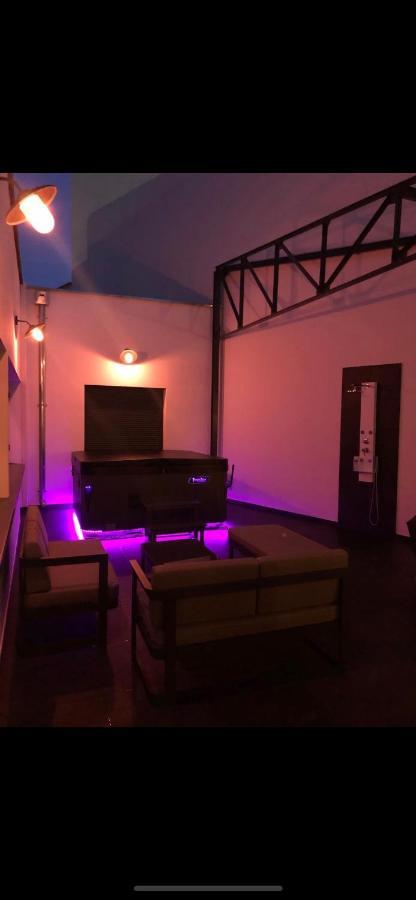 Loft Spa Reims-Fr 250M2 Privatifs, Piscine Interieure Chauffee, Spa Et Parking Exteriör bild