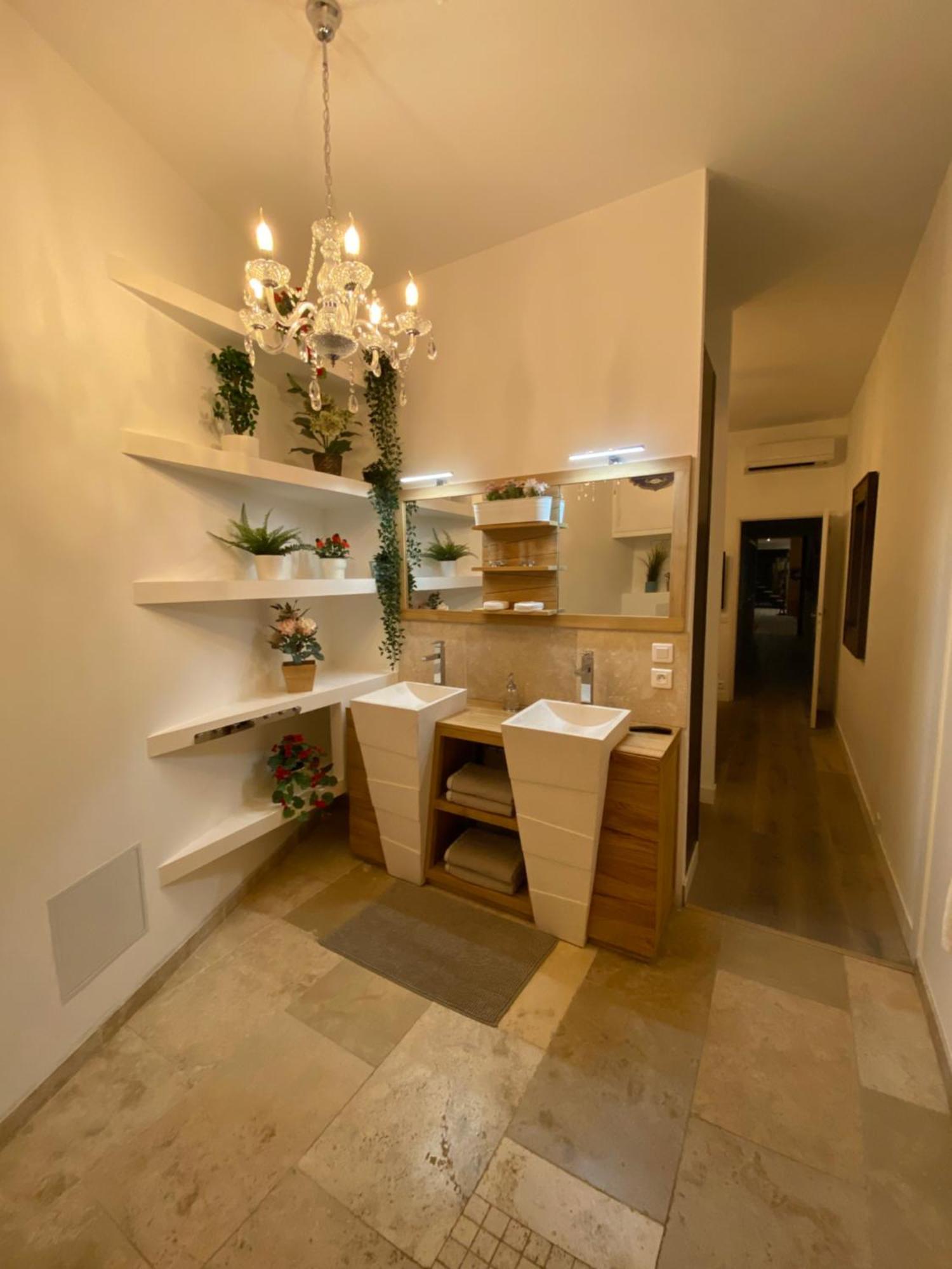 Loft Spa Reims-Fr 250M2 Privatifs, Piscine Interieure Chauffee, Spa Et Parking Exteriör bild