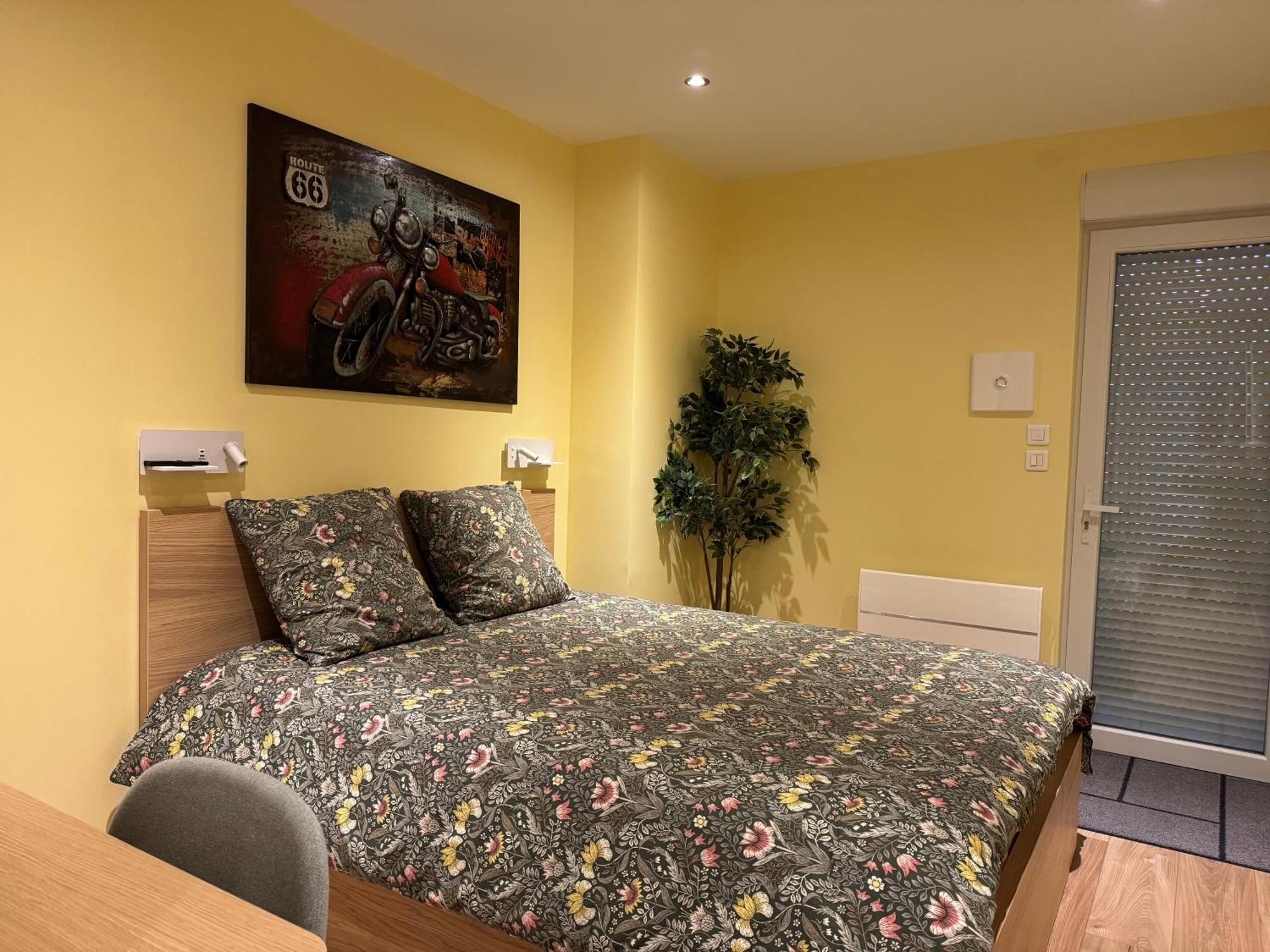 Loft Spa Reims-Fr 250M2 Privatifs, Piscine Interieure Chauffee, Spa Et Parking Exteriör bild