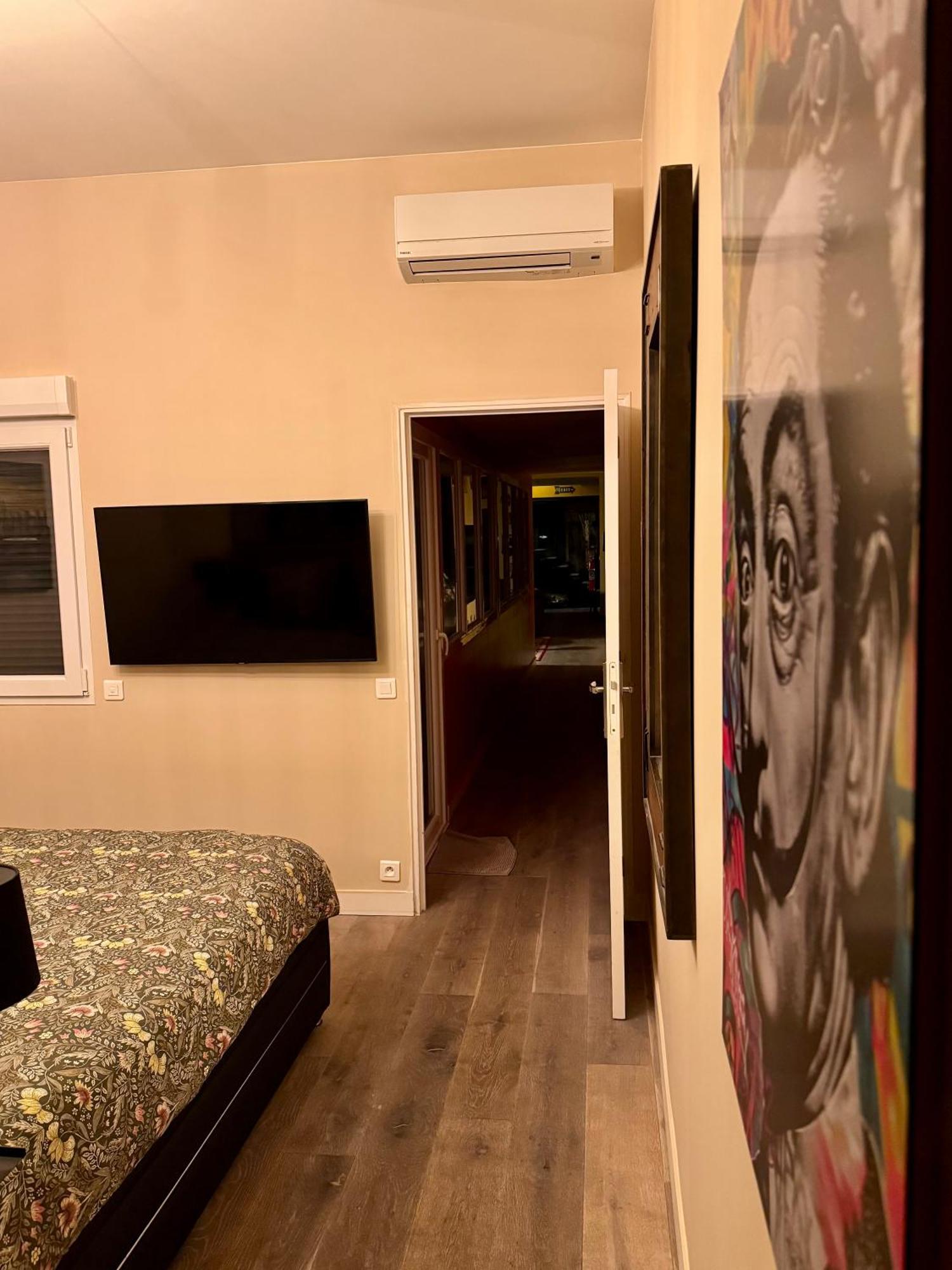 Loft Spa Reims-Fr 250M2 Privatifs, Piscine Interieure Chauffee, Spa Et Parking Exteriör bild